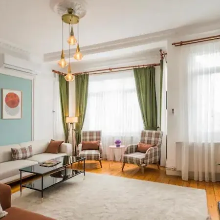 Apartment Yakininda