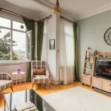Apartment Yakininda *